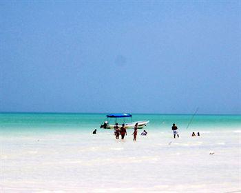 Wayak Holbox Hotel Bagian luar foto